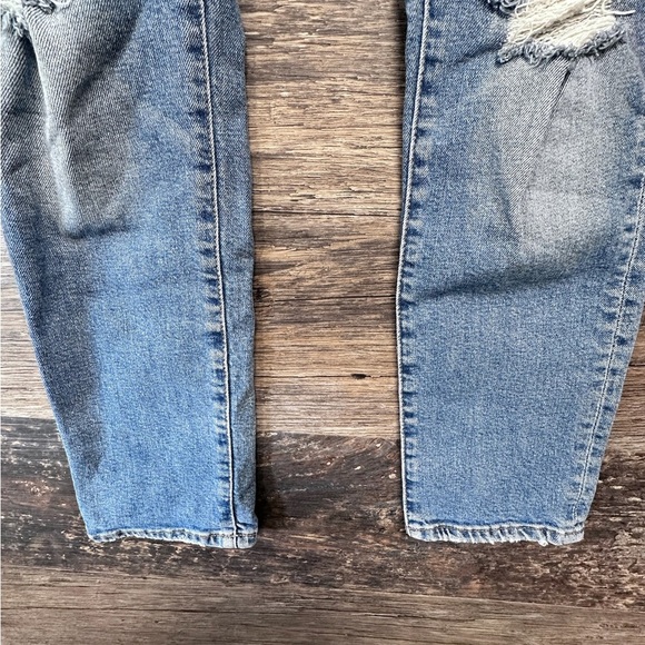 Madewell Blue Distressed Straight Leg Light Wash Jeans - Picture 5 of 10